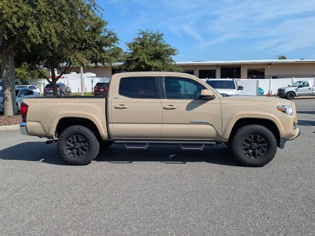 Used 2019 Quicksand Toyota SR5 image 2