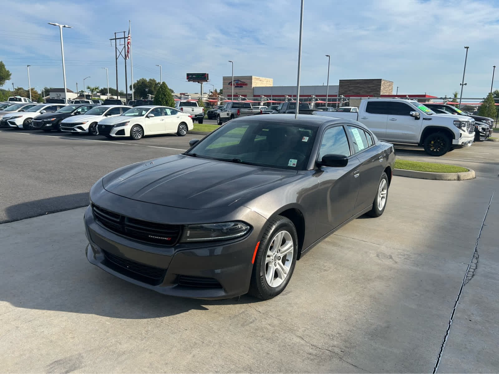 2023 Dodge Charger SXT photo 4
