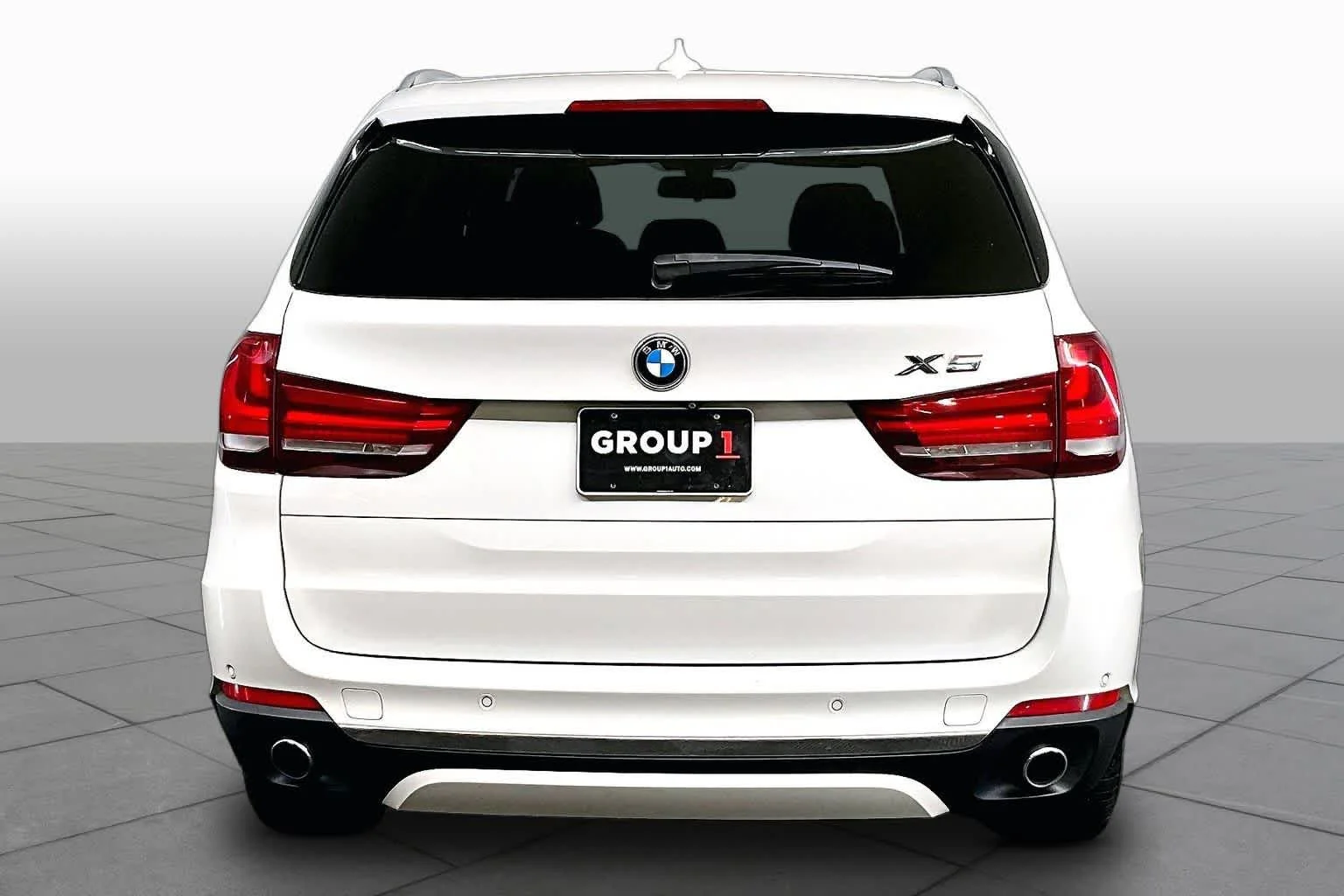 Used 2017 Alpine White BMW xDrive35i image 5
