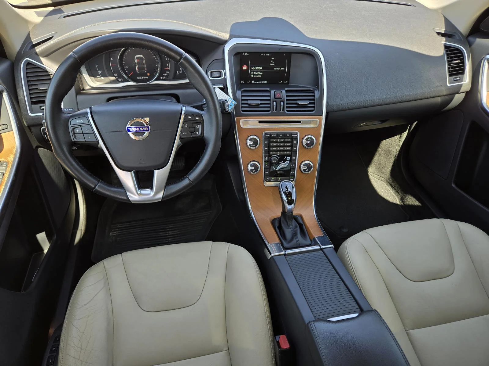 Used 2017 Blue Metallic Volvo Inscription image 36