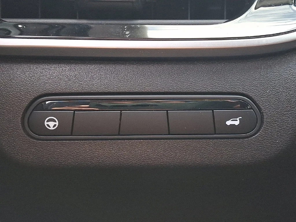 Used 2026 Blue INFINITI LUXE image 26