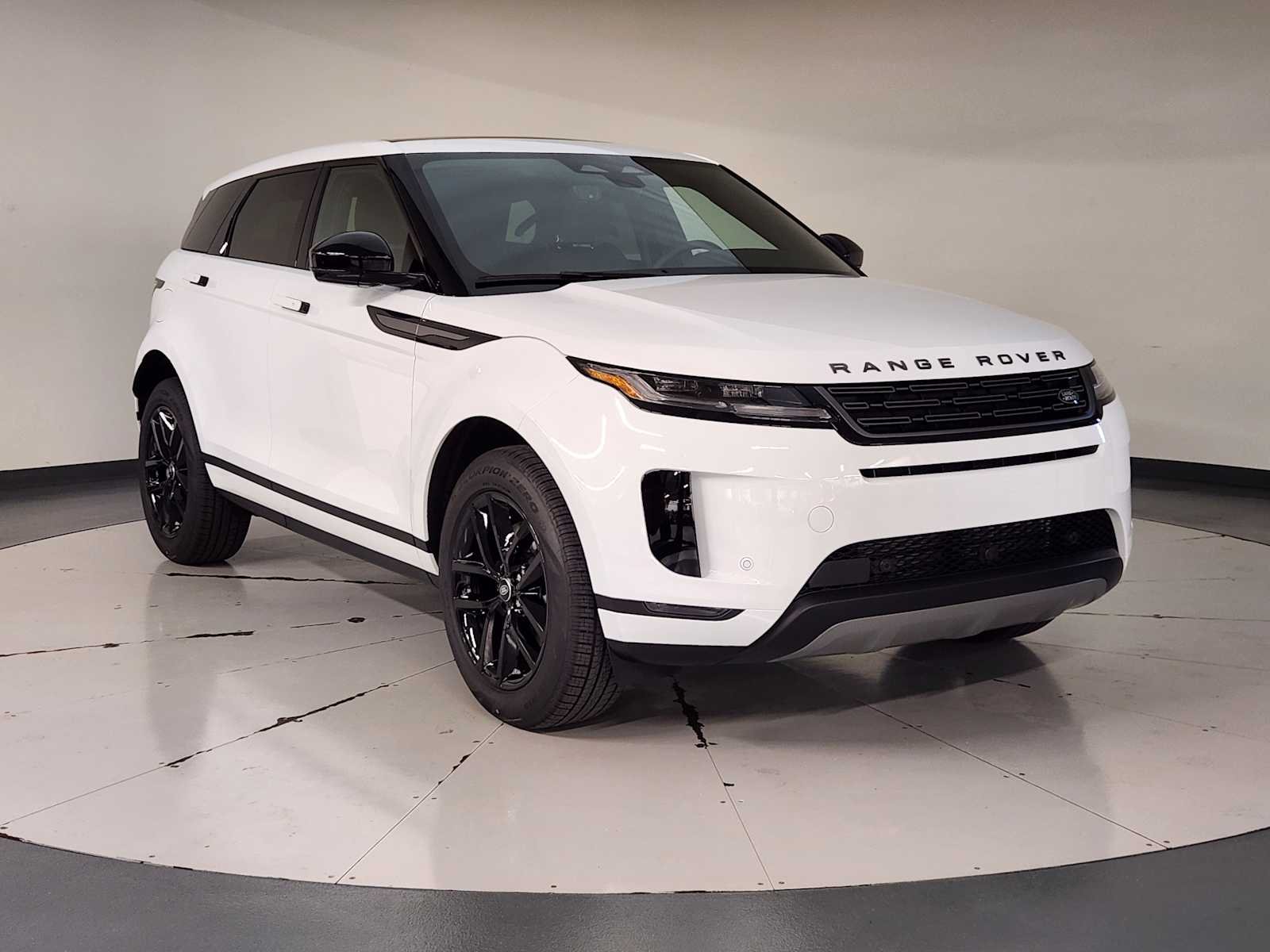 New 2026 Fuji White Land Rover Core S image 7