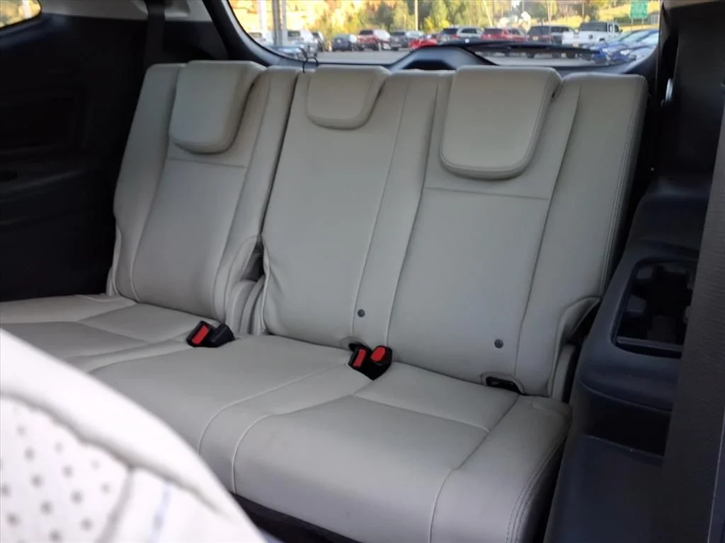 Used 2024 White Subaru Limited image 19
