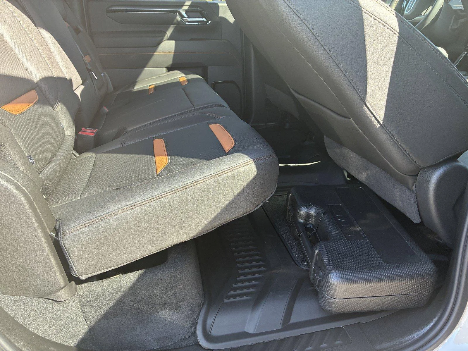 2026 GMC Sierra 2500HD AT4 - Photo 10