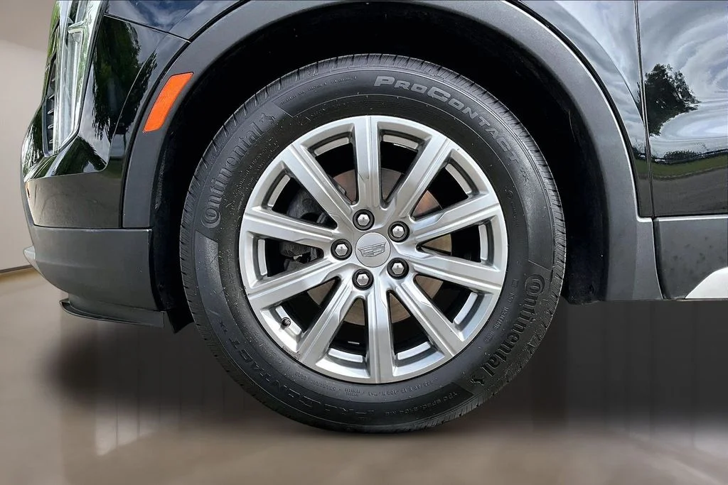 Used 2021 Black Cadillac Premium Luxury image 8