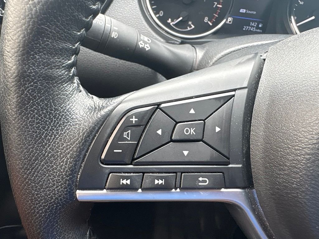 Certified Used 2022 Gray Nissan SL image 20