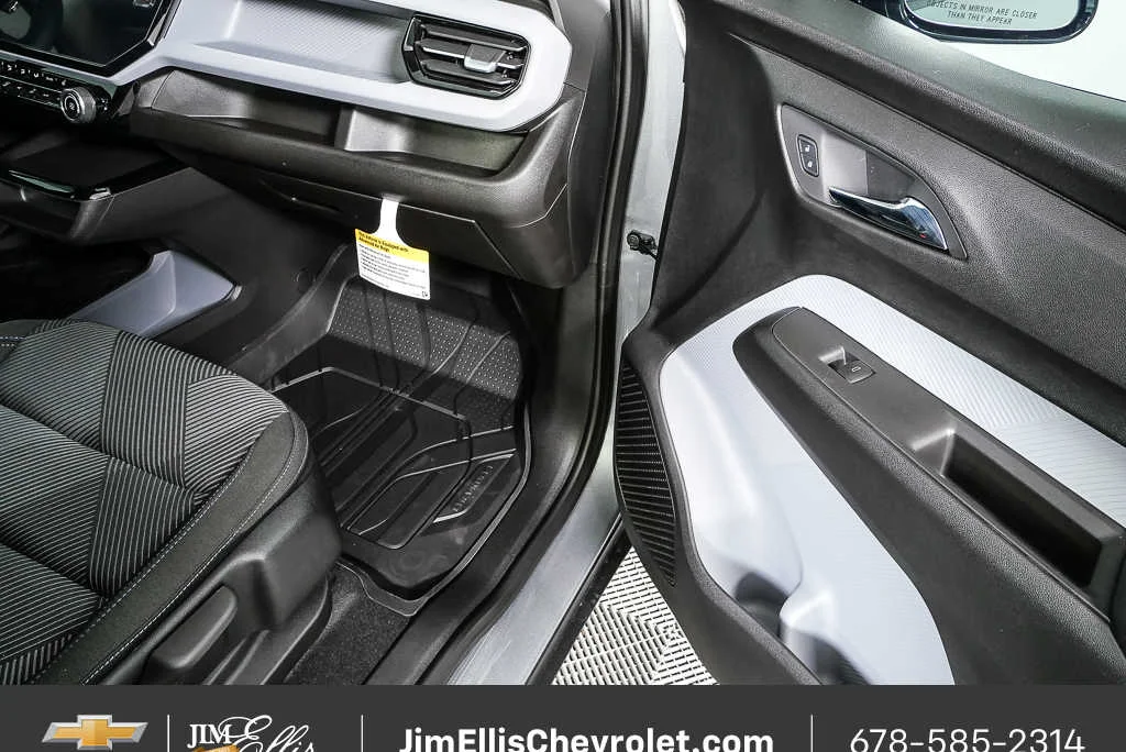 2027 Chevrolet Bolt LT - Photo 23