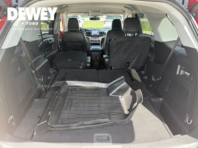 Used 2023 Red Metallic Ford XLT image 29