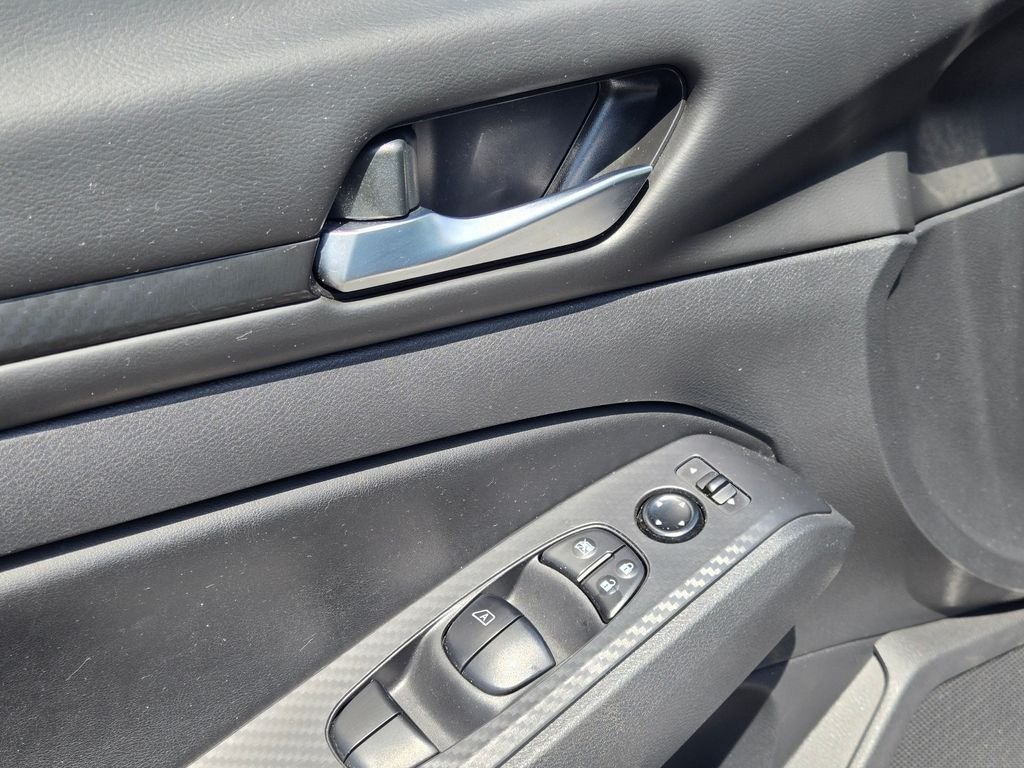 Used 2024 Gray Nissan 2.5 SV image 14