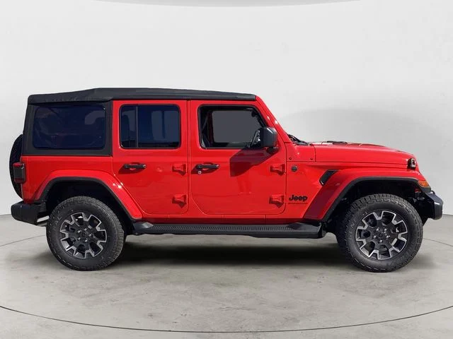 New 2026 Firecracker Red Clearcoat Jeep 4-DOOR SAHARA image 7