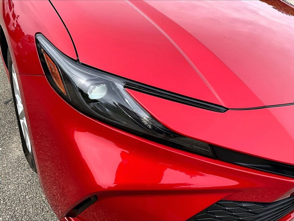 Used 2026 Red Toyota LE image 31