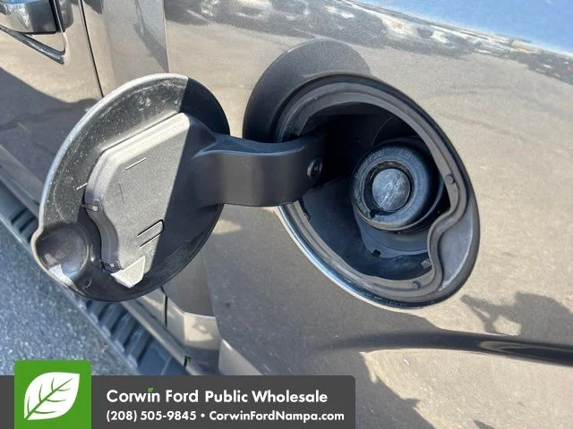 Used 2018 Gray Ford Lariat image 10