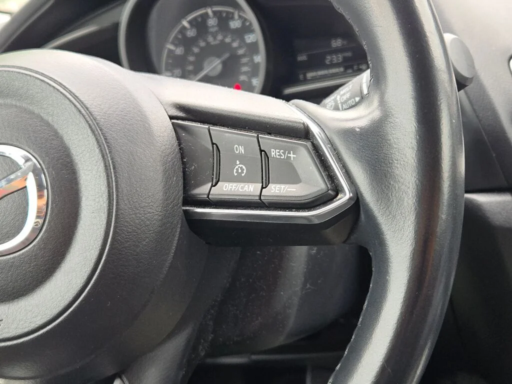 2018 Mazda Mazda3 Touring - Photo 28