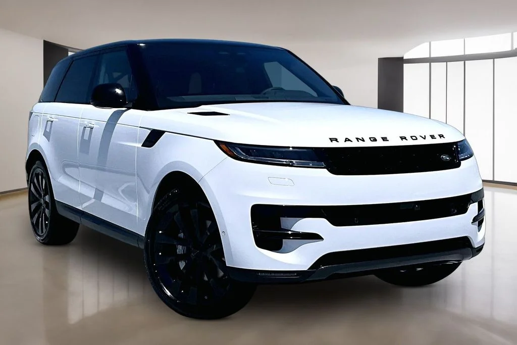 New 2026 White Land Rover SE image 2