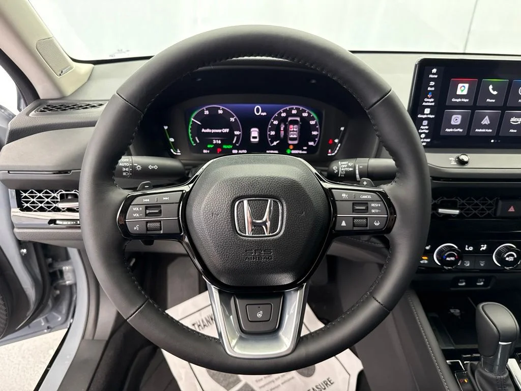 New 2026 Urban Gray Pearl Honda Touring image 26