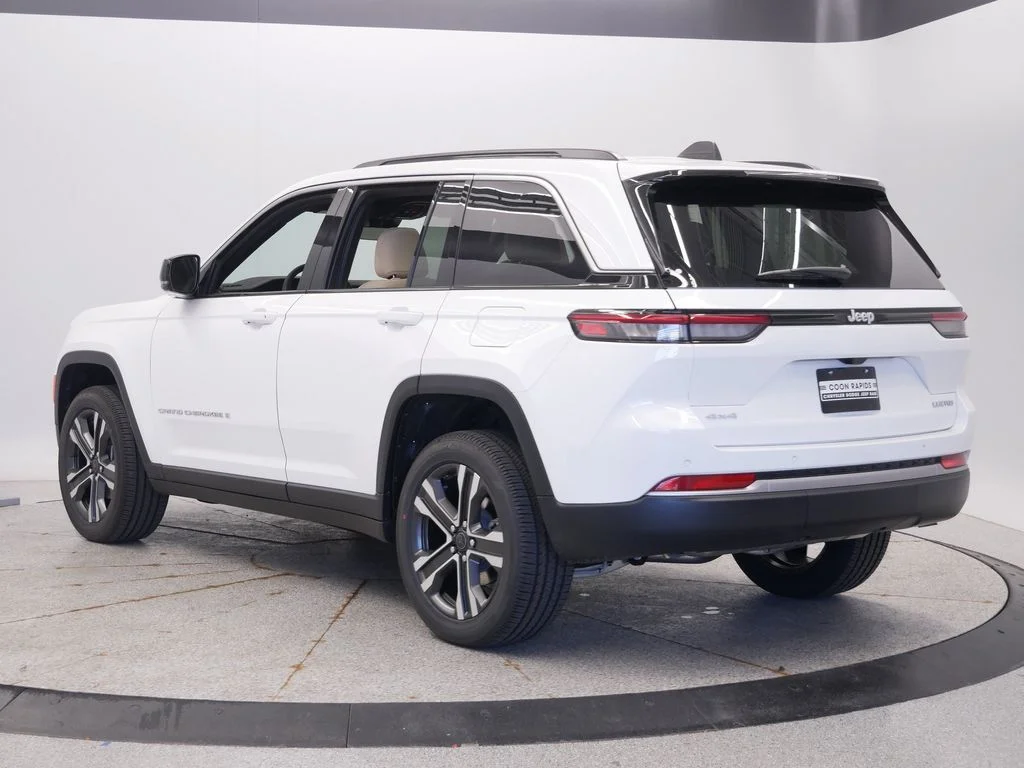 New 2027 Bright White Clearcoat Jeep Limited image 3