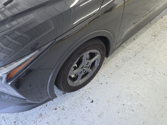 Certified Used 2025 Gray Kia LXS image 9