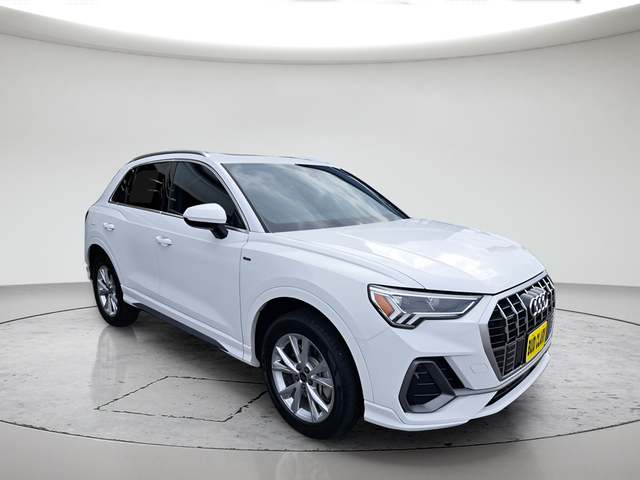 2024 Audi Q3 Premium