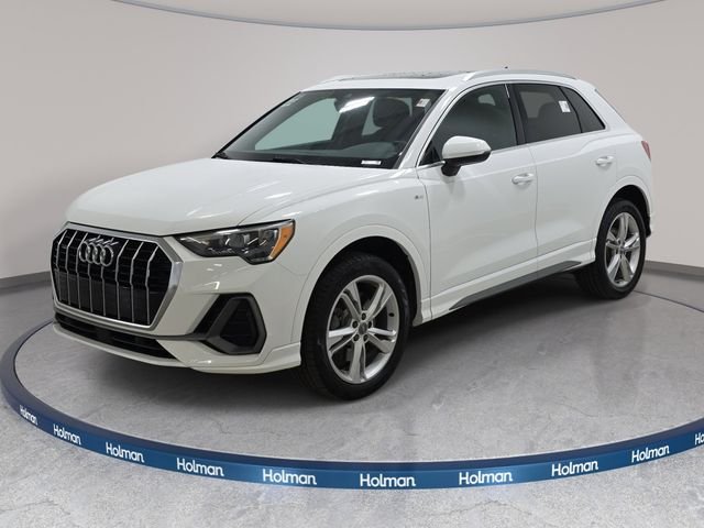 2020 Audi Q3 45 TFSI S Line Premium quattro's photo