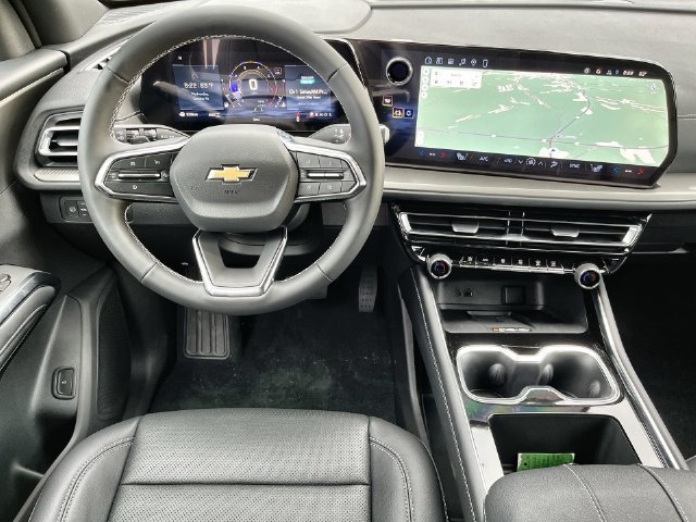 2027 Chevrolet Traverse LT - Photo 19
