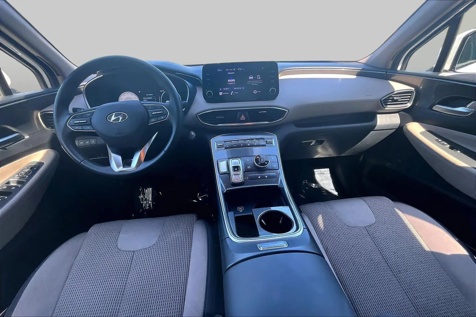 Used 2022 Quartz White Hyundai SEL image 16