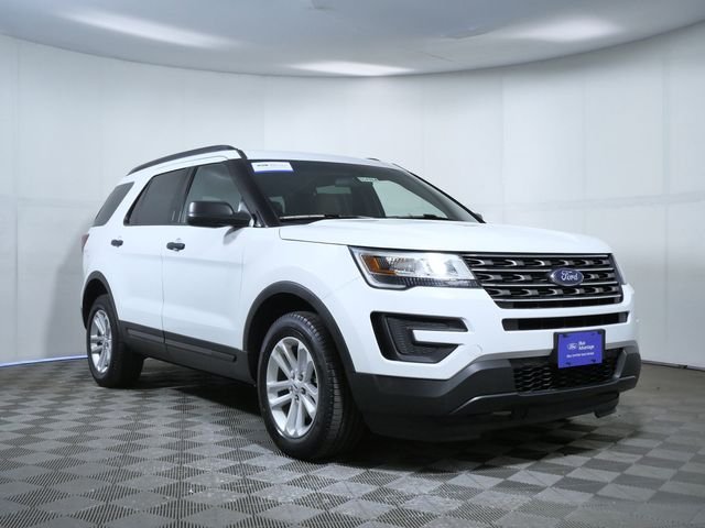 2017 Ford Explorer Base 4WD's photo