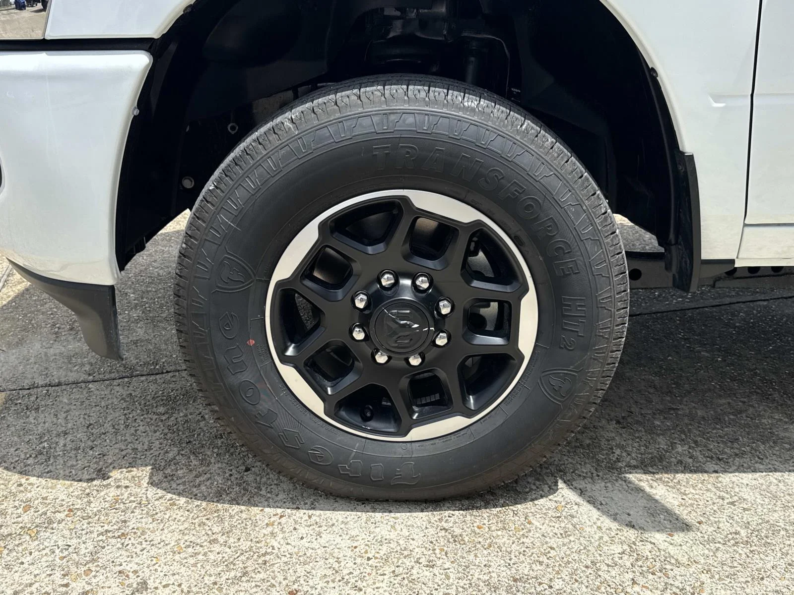 New 2026 Bright White Clear-Coat Exterior Paint RAM Laramie image 3