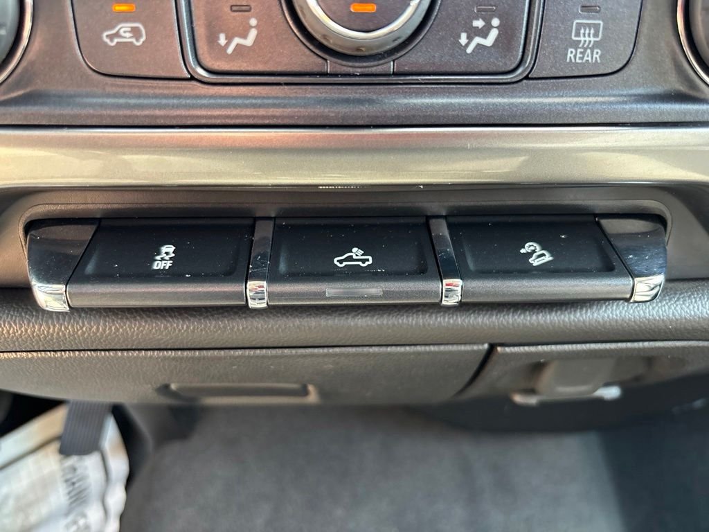 Used 2019 Brown Chevrolet LT image 28