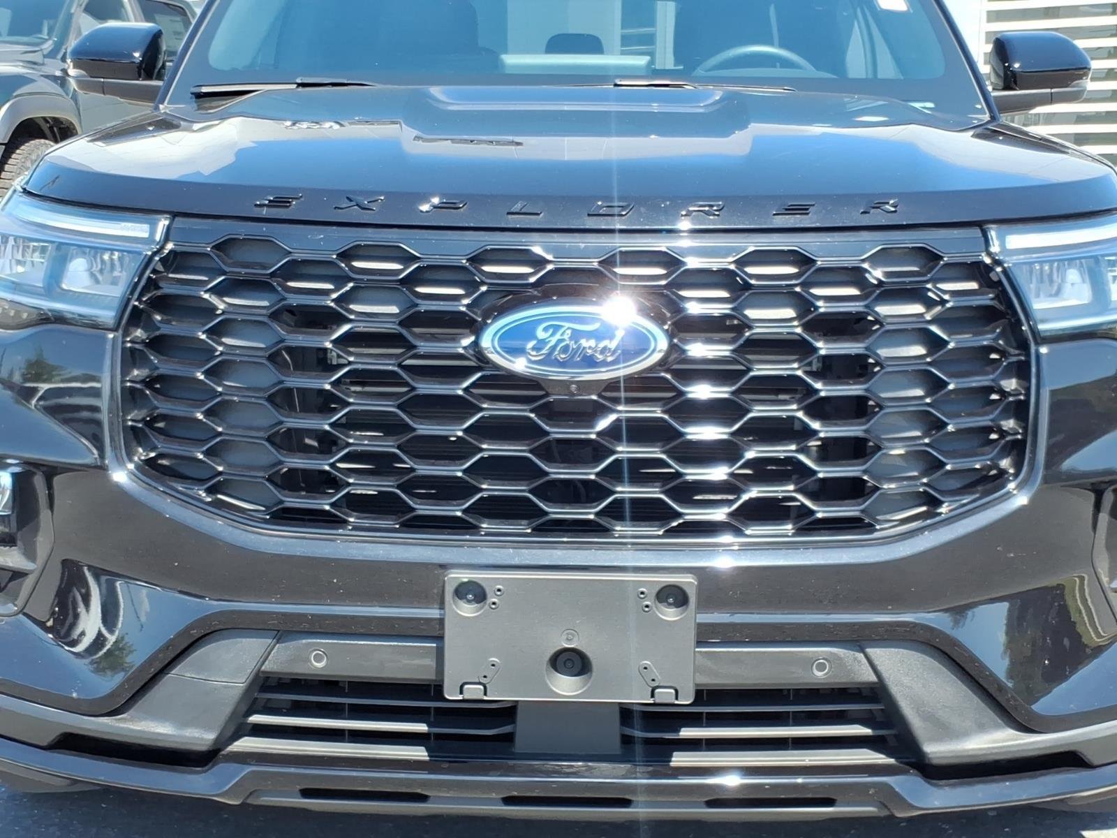 Used 2025 Agate Black Metallic Ford ST-Line image 14