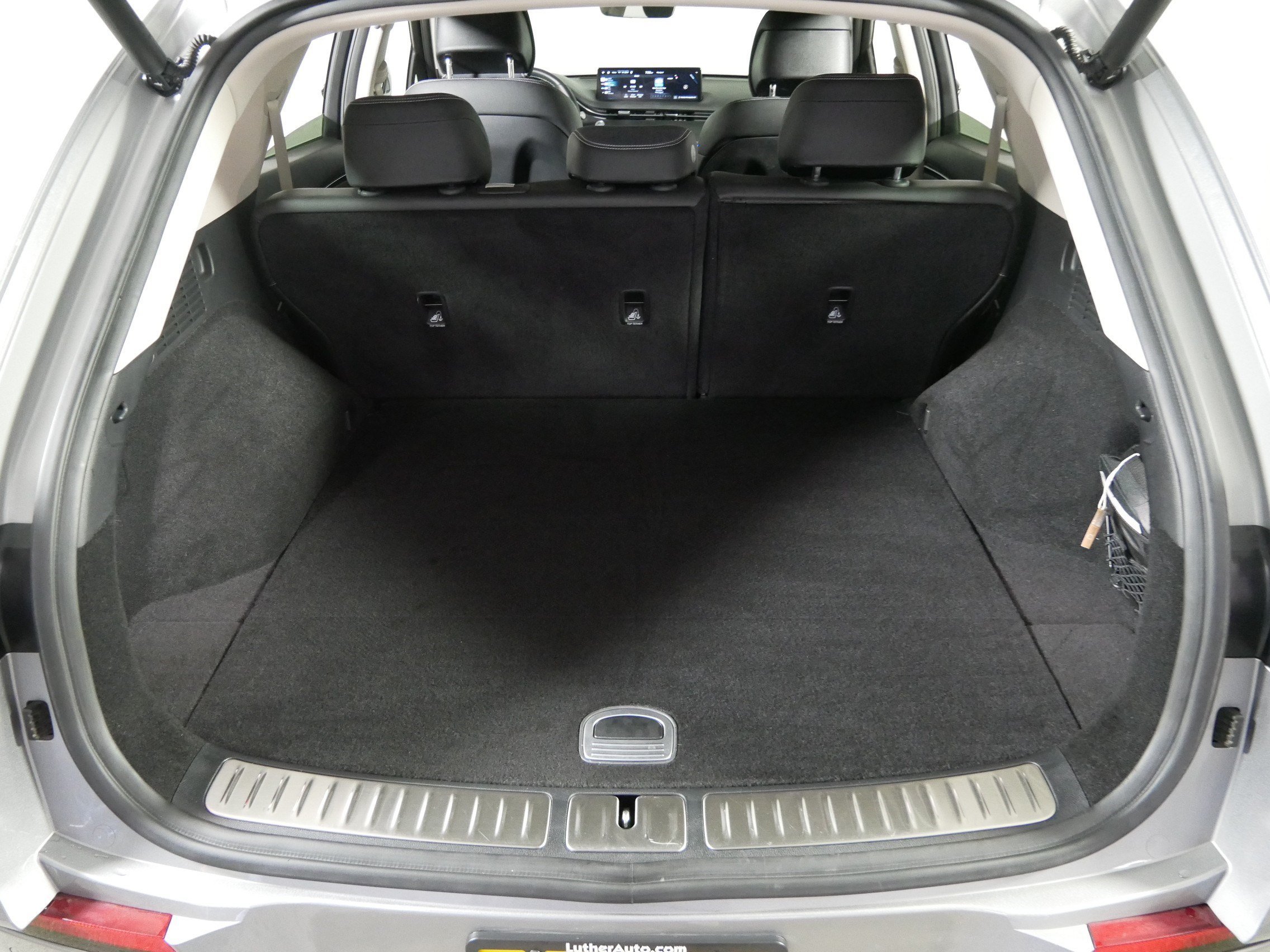 Certified Used 2023 Savile Silver Genesis Advanced image 18