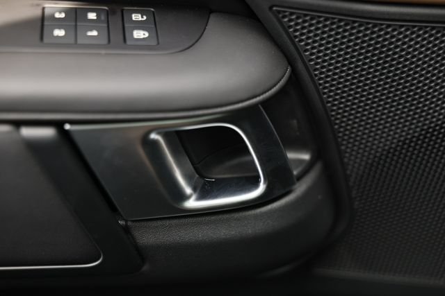 New 2026 Carpathian Grey Land Rover  Tempest Edition image 29