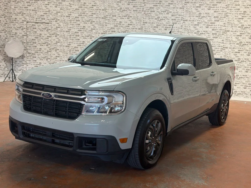 Used 2023 Cactus Ford Lariat image 3