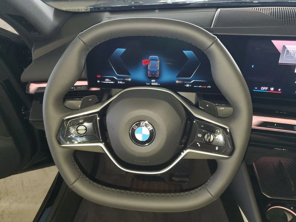 New 2027 Dk. BMW 530i image 18