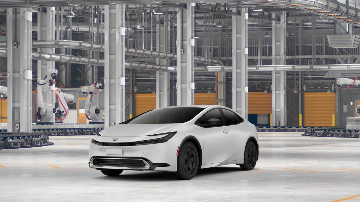 2026 Toyota Prius SE's photo