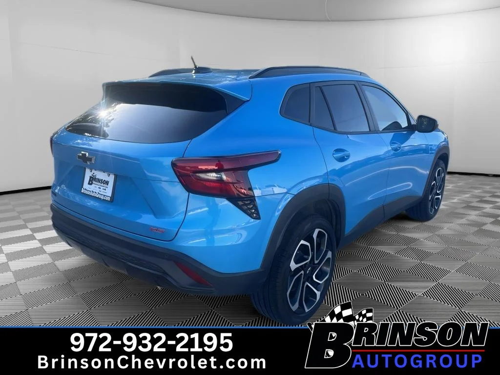 Used 2025 Marina Blue Metallic Chevrolet 2RS image 7