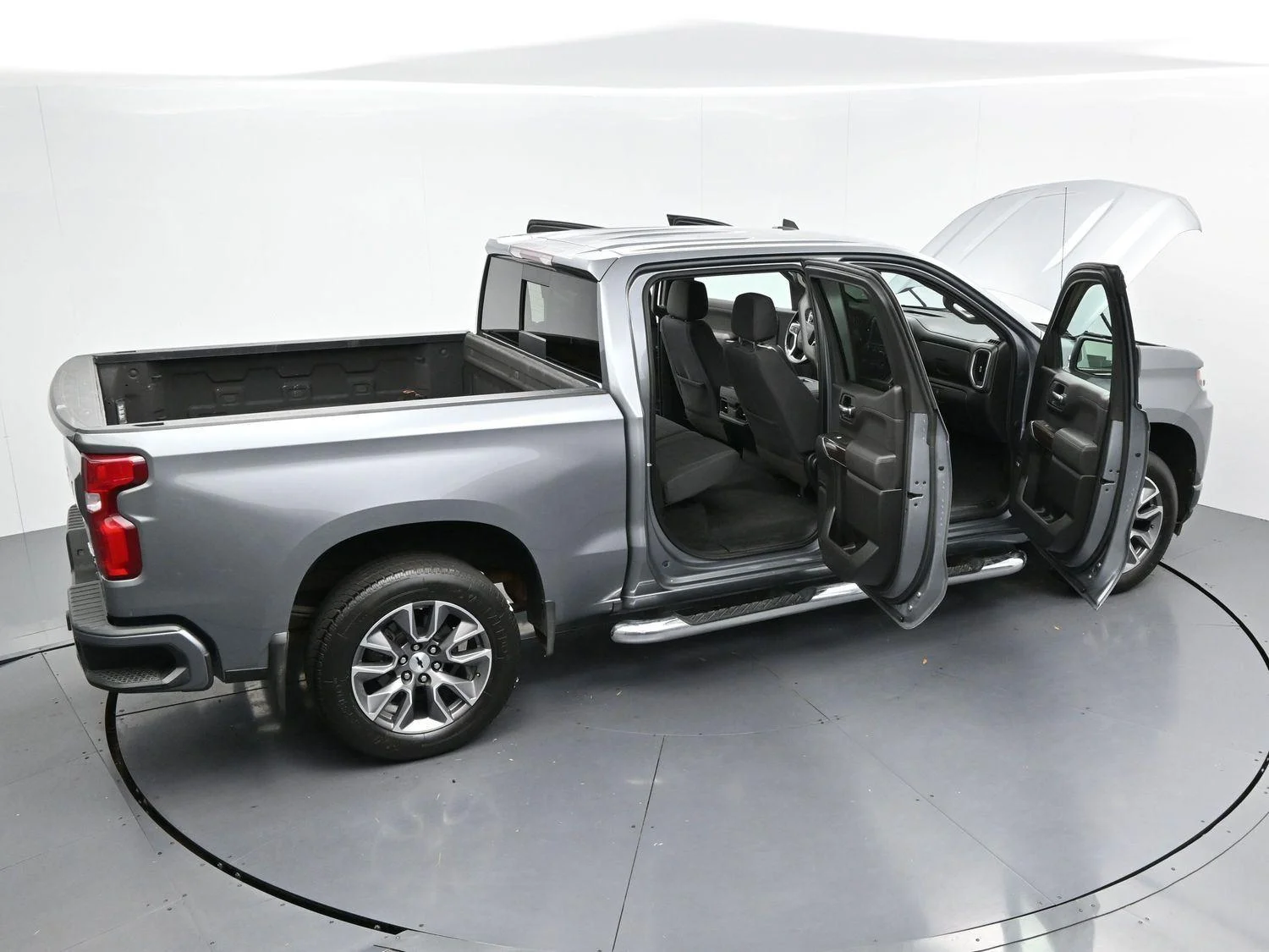 Used 2020 SATIN STEEL METALLIC Chevrolet RST image 40