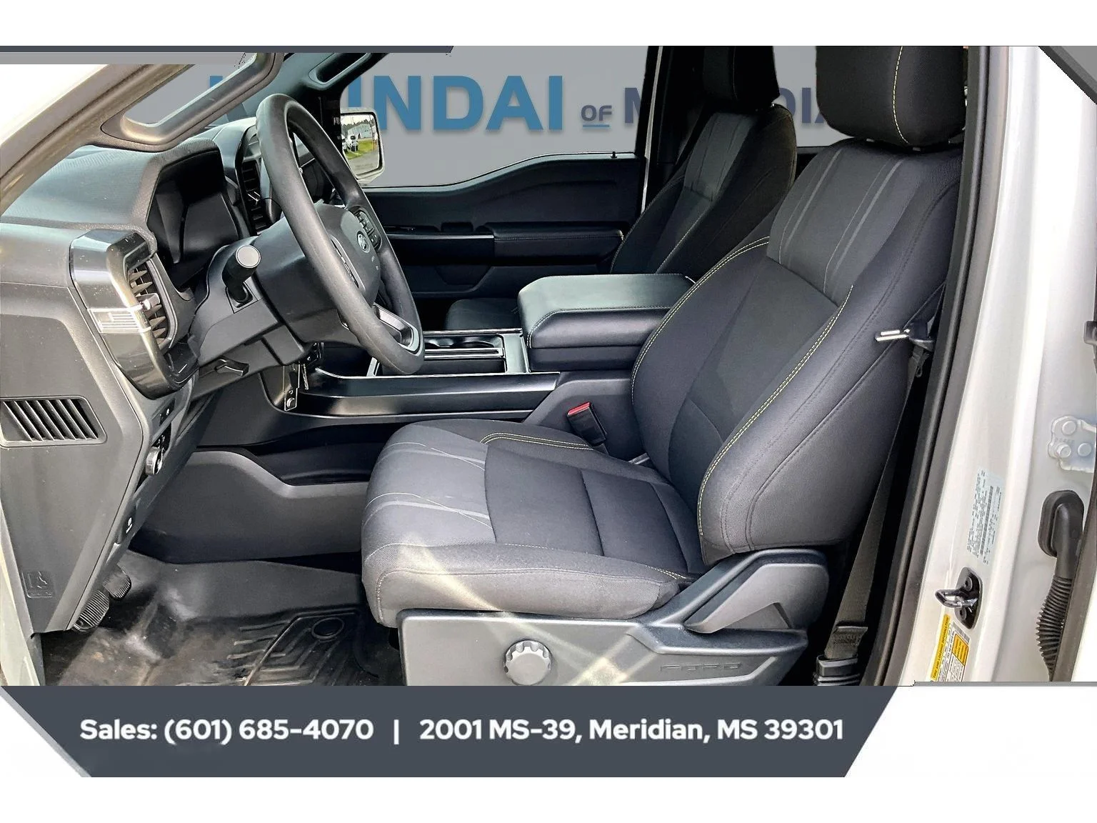 Used 2025 Oxford White Ford STX image 18