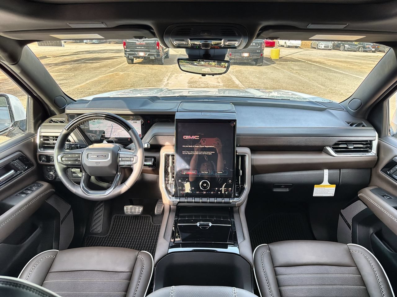 2026 GMC Yukon Denali Ultimate - Photo 17
