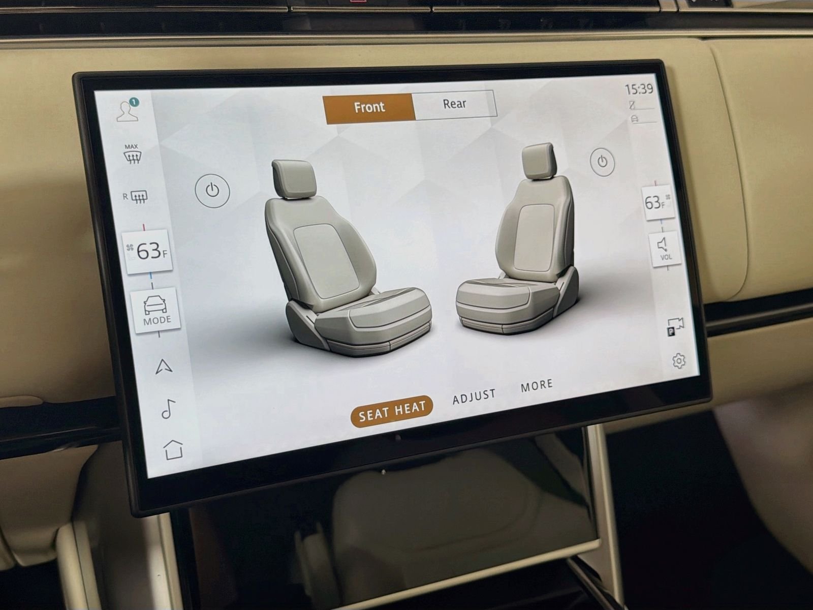 New 2026 Fuji White Land Rover SE image 20