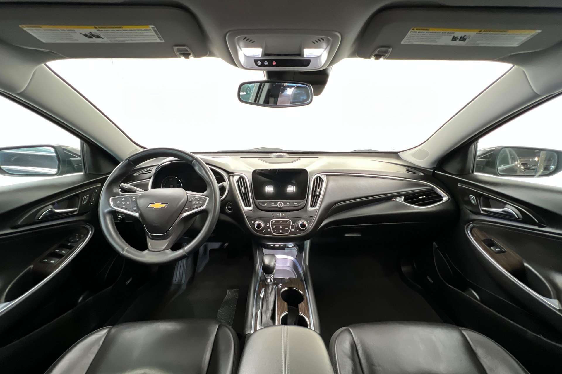 Used 2024 Mosaic Black Metallic Chevrolet LT image 10