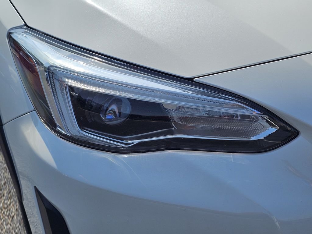 Used 2023 White Subaru Limited image 4