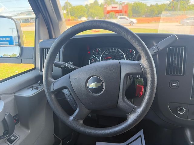 Used 2024 White Chevrolet Work Van image 22