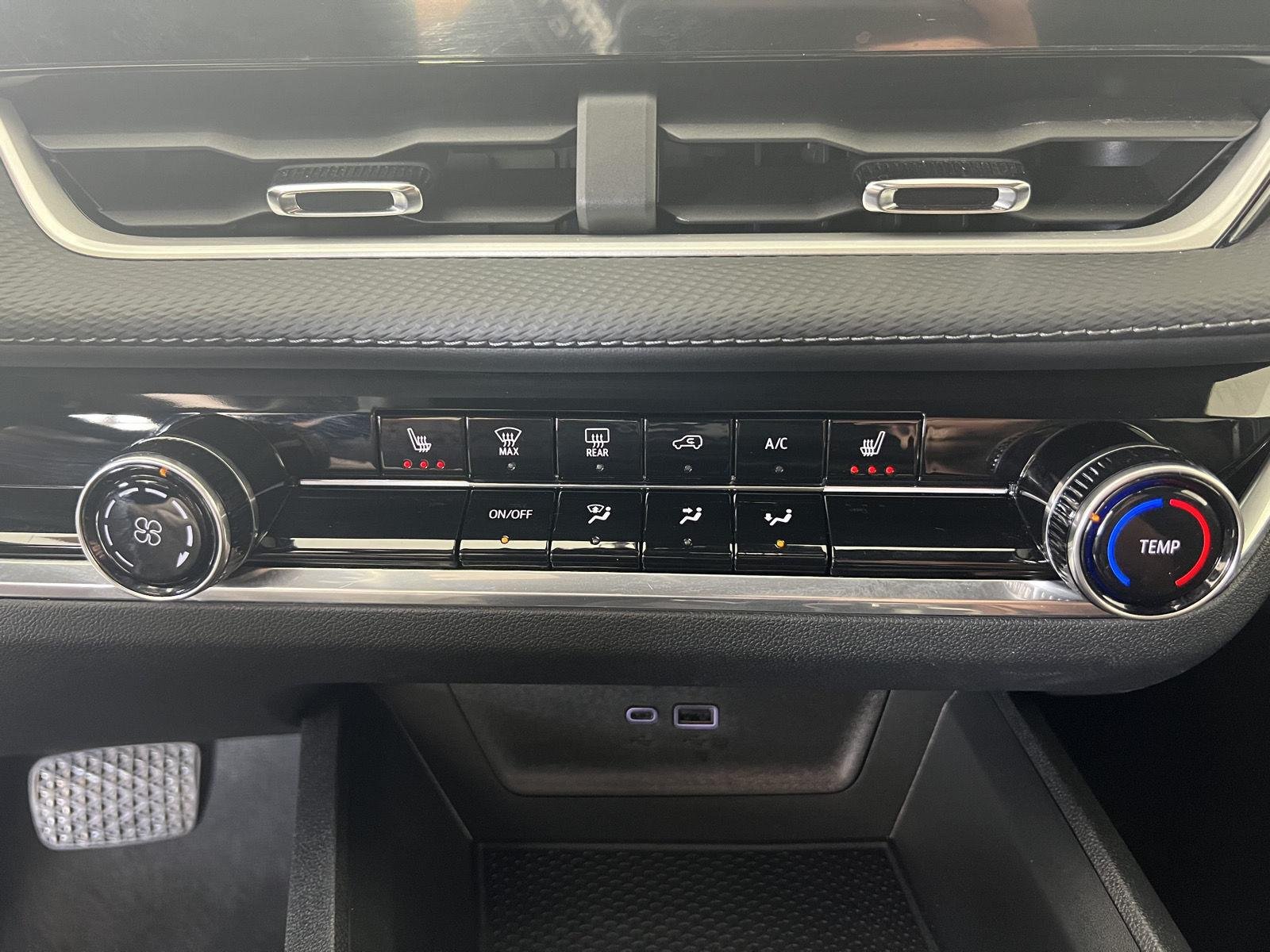 Used 2026 Summit White Chevrolet AWD LT image 22