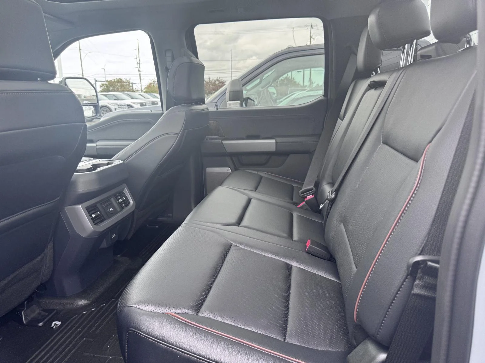Used 2026 Glacier Gray Metallic Tri-Coat Ford Lariat image 11