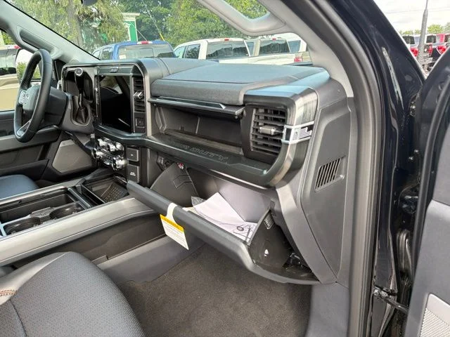 New 2026 Agate Black Metallic Ford F-250® Lariat® image 103