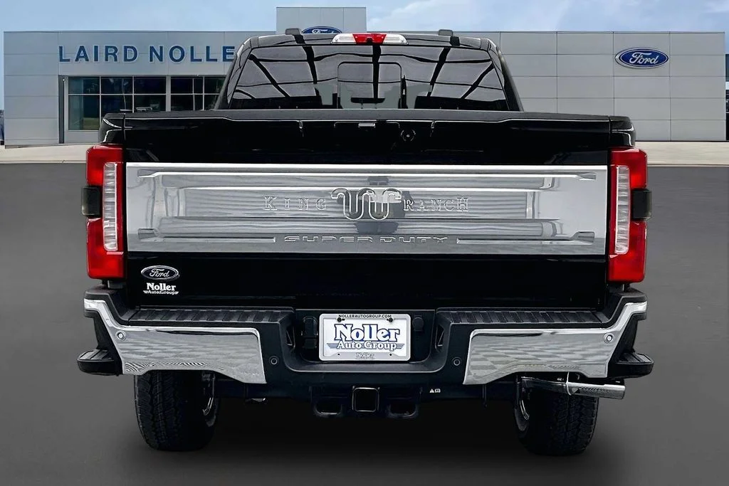 New 2026 Agate Black Metallic Ford F-350® King Ranch® image 4