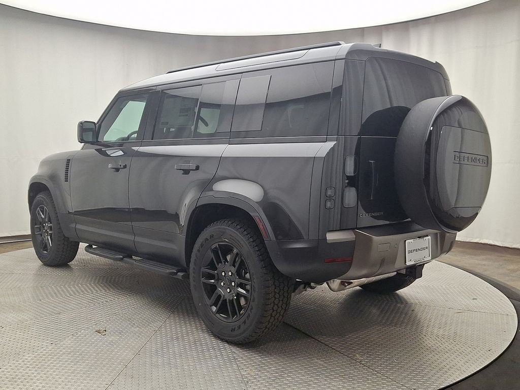 New 2026 Carpathian Grey Land Rover S image 4