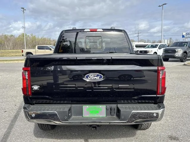 New 2026 Agate Black Metallic Ford XLT image 17