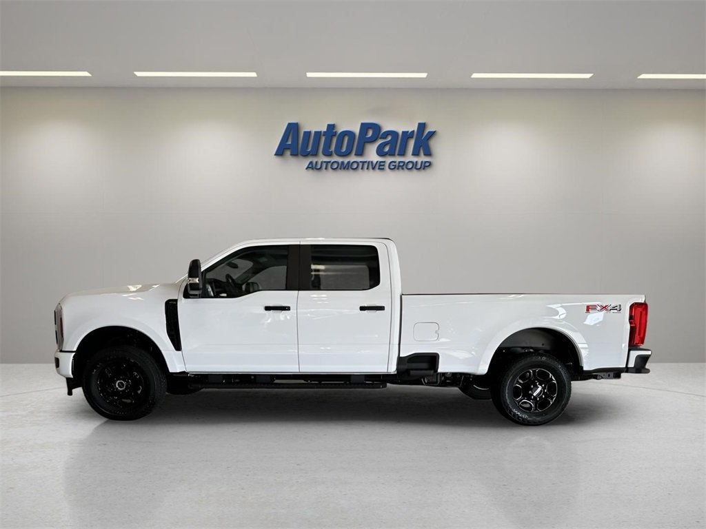 2026 Ford F-350 XL photo 4