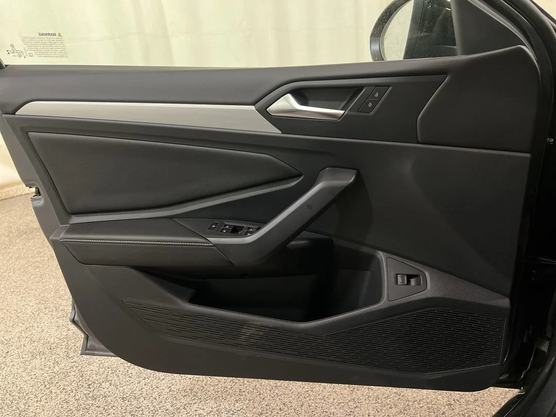 2026 Volkswagen Jetta Sport - Photo 17
